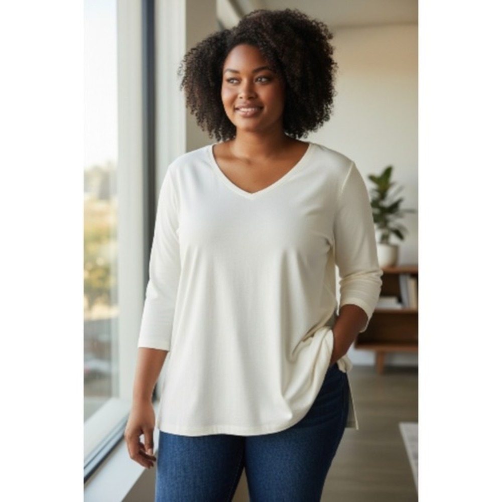 Chico's The Ultimate Tee Women 3 Off White Round‎ Neck Long Sleeve
